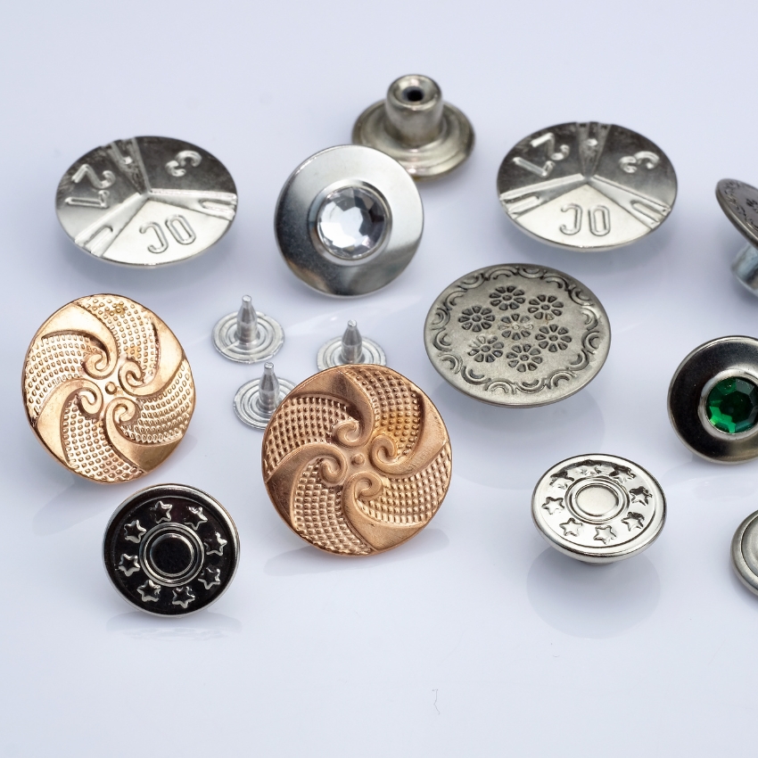 custom metal button various color finishing