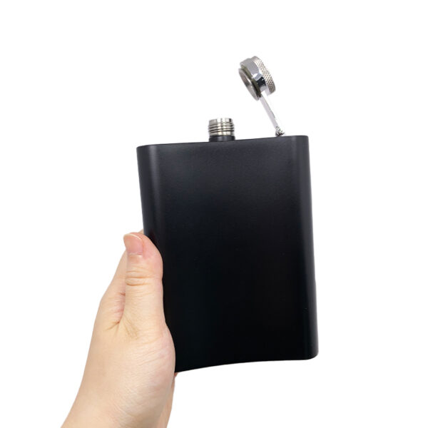 black 8oz square hip flask stainless steel